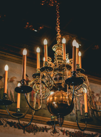 The Revival of Modern Vintage Chandelier in Homes